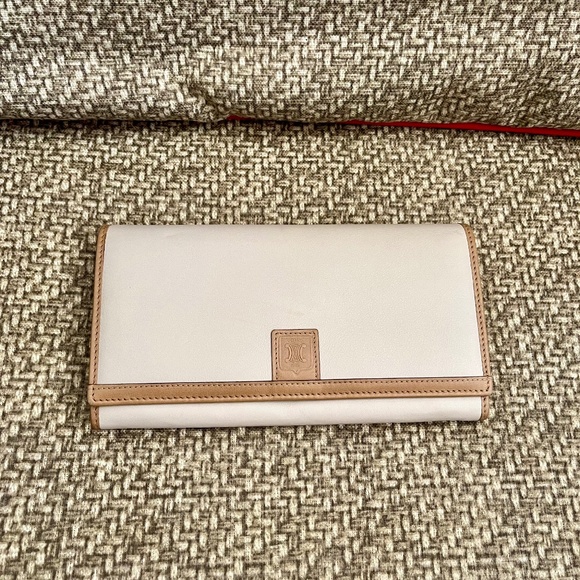 Celine kiss lock long wallet - Picture 1 of 12